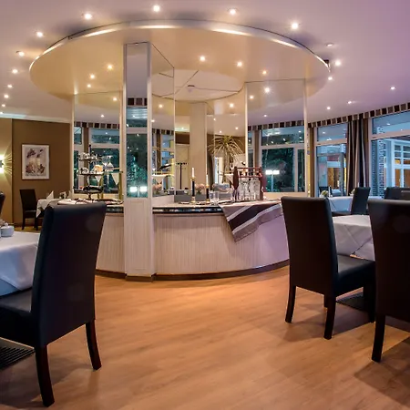 瓦德海勒酒店 酒店