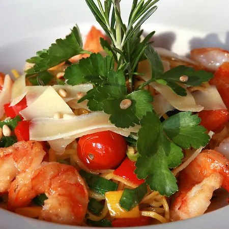 瓦德海勒酒店 4* 默尔恩