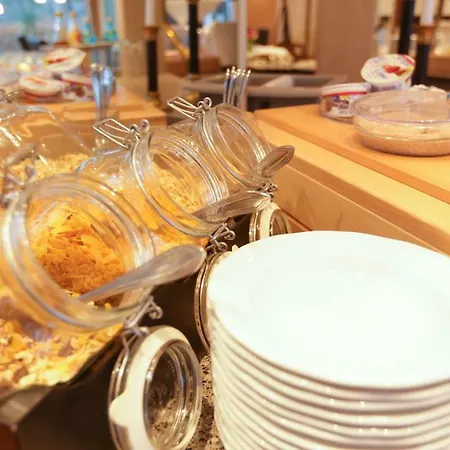 瓦德海勒酒店 酒店 默尔恩